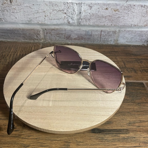 (NWT) Jeepers Peepers Sunglasses - Picture 3 of 5